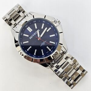 42MM Men's Watch Blue Dial Gray Bracelet Band 6" Wrist New Battery